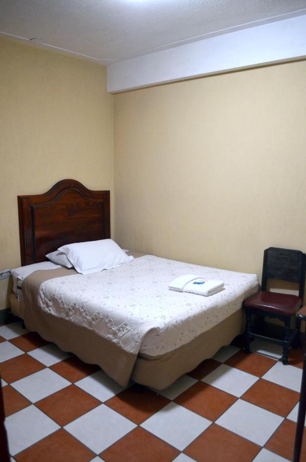 Hotel Y Restaurante Castillo De Los Altos Quetzaltenango Exterior photo