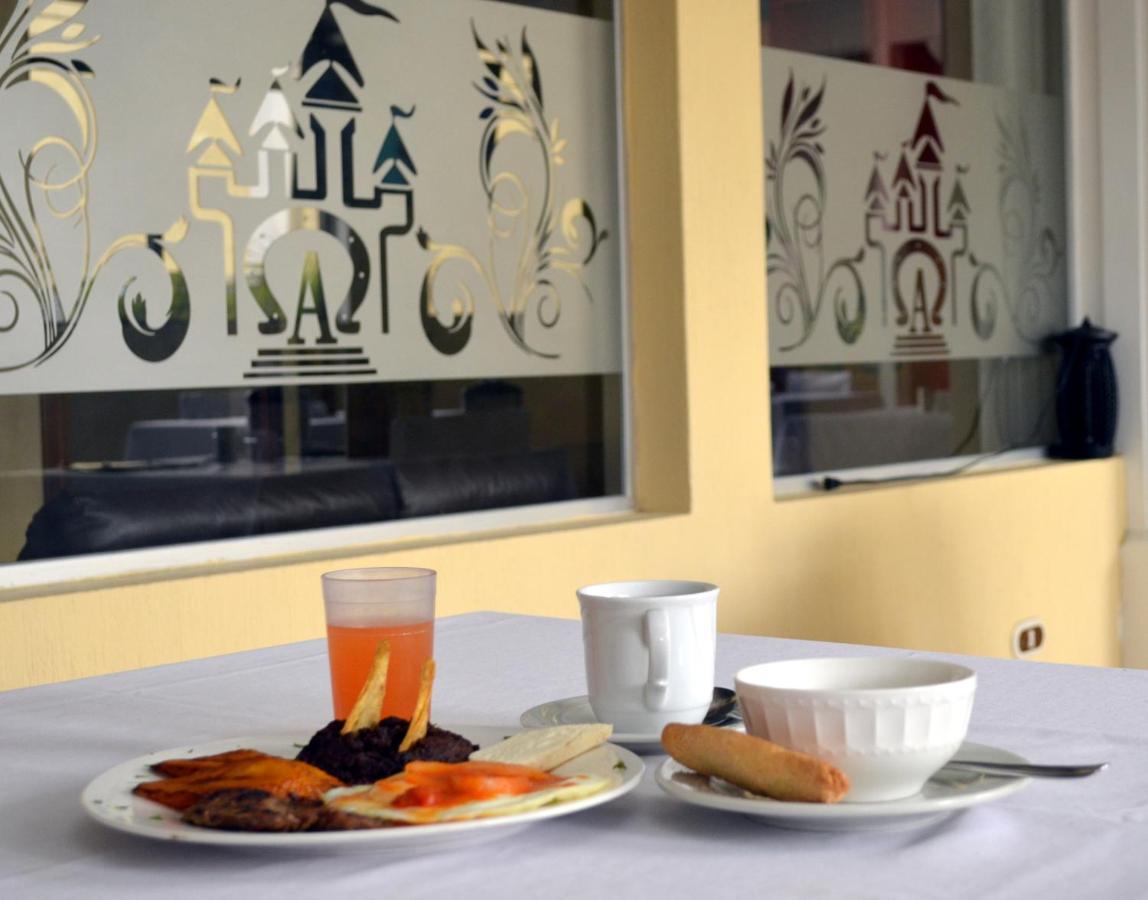 Hotel Y Restaurante Castillo De Los Altos Quetzaltenango Exterior photo